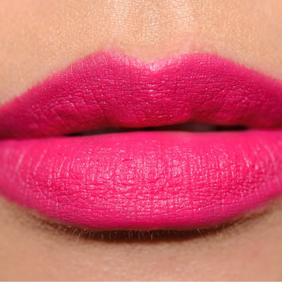 TOO FACED LA MATTE LIPSTICK - TROUBLEMAKER - Picture 3 of 14